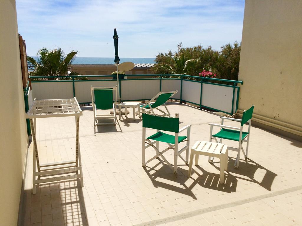 מרינה די צ'צ'ינה Lungomare Hotel חדר תמונה