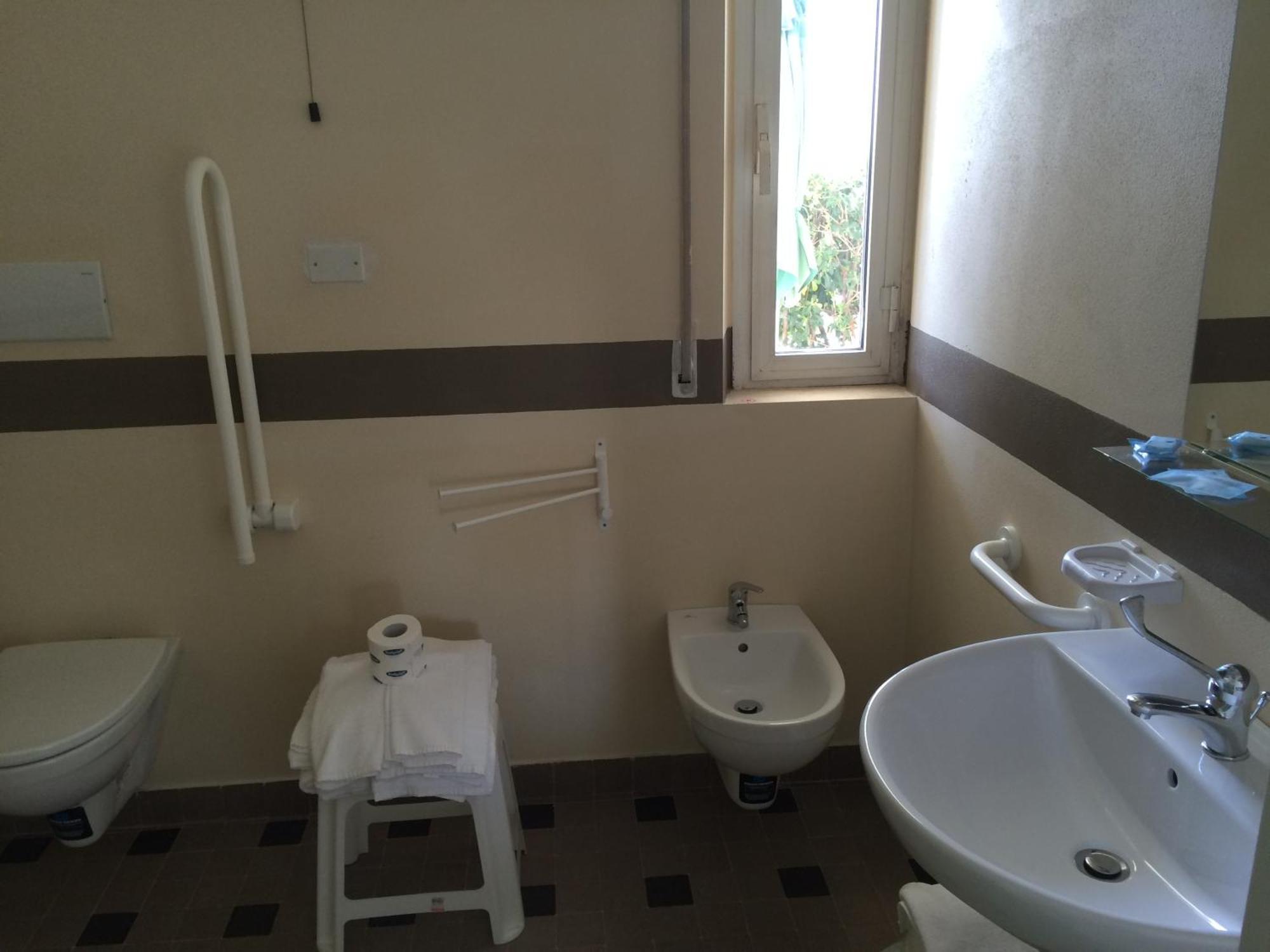 מרינה די צ'צ'ינה Lungomare Hotel חדר תמונה