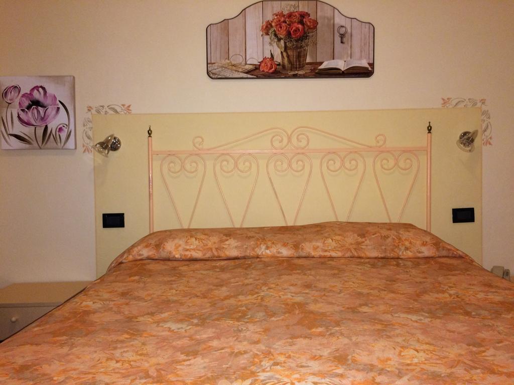 מרינה די צ'צ'ינה Lungomare Hotel מראה חיצוני תמונה
