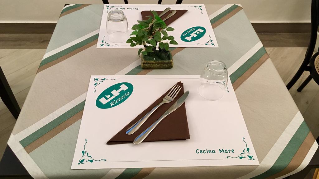 מרינה די צ'צ'ינה Lungomare Hotel מראה חיצוני תמונה